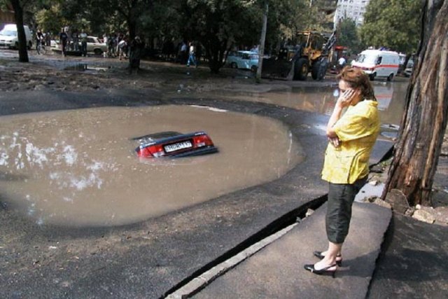 [Image: pothole6.jpg]