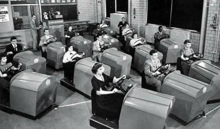 images/gallery/sightgags/1945DriversEdClass.jpg