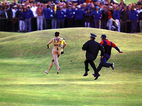 images/gallery/sightgags/19thHole.jpg