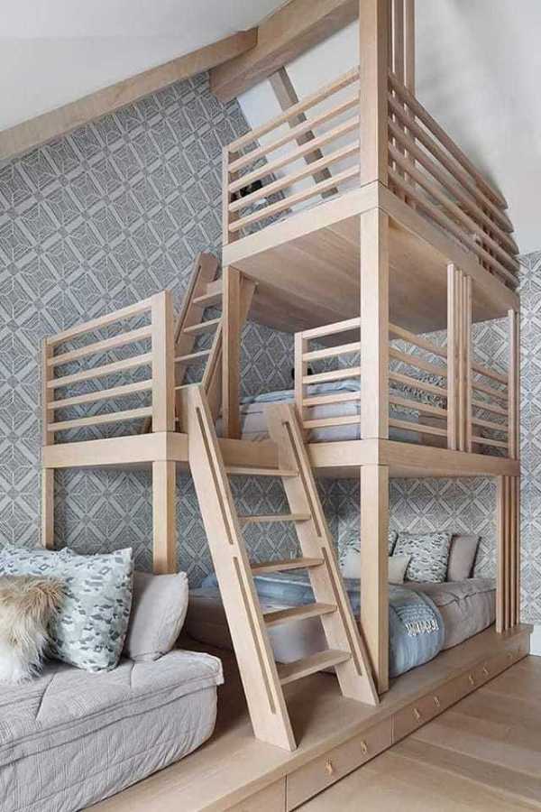 images/gallery/sightgags/3StoryBunkbed.jpg