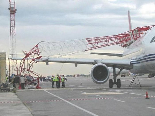 images/gallery/sightgags/AircraftSafety24.jpg
