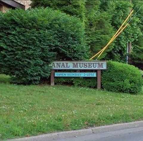 images/gallery/sightgags/AnalMuseum.jpg