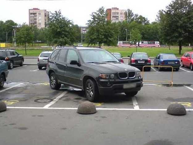 images/gallery/sightgags/BadParking26.jpg