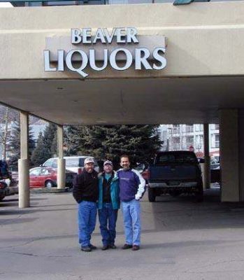 images/gallery/sightgags/BeaverLiquors2.jpg