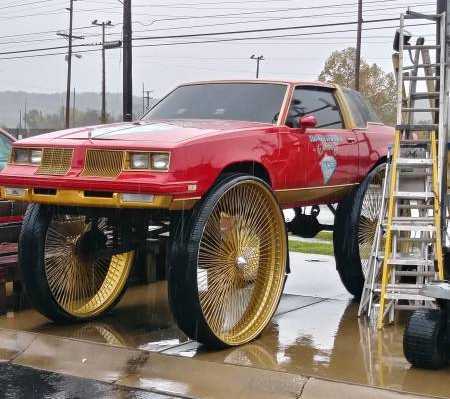 images/gallery/sightgags/BigWheels.jpg