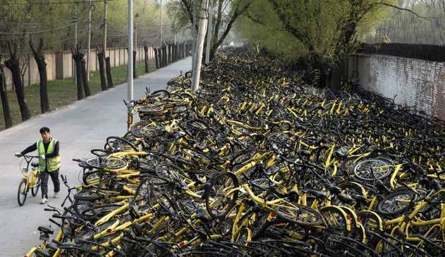 images/gallery/sightgags/BikePile.jpg