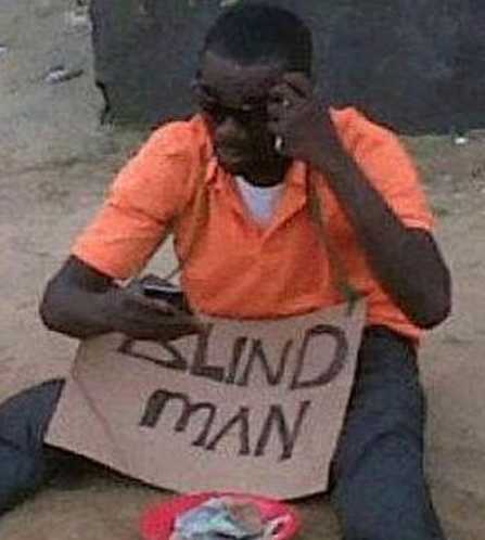 images/gallery/sightgags/BlindManPhone.jpg