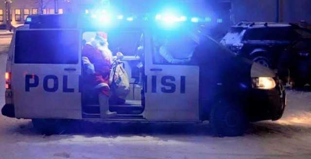 images/gallery/sightgags/BustedSanta.jpg
