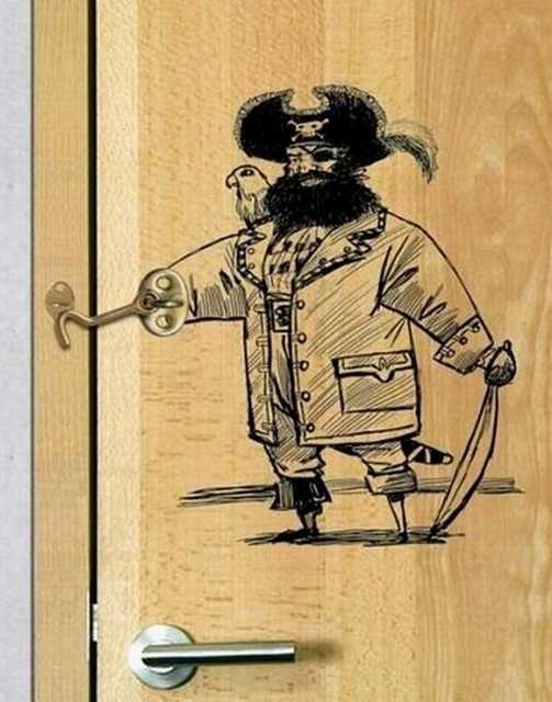 images/gallery/sightgags/CaptainDoorHook.jpg