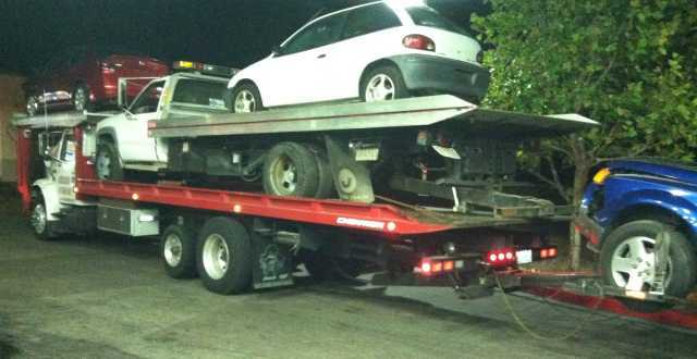 images/gallery/sightgags/CarOnTruckOnTruck.jpg