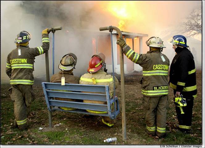 images/gallery/sightgags/CasstownBurns.jpg