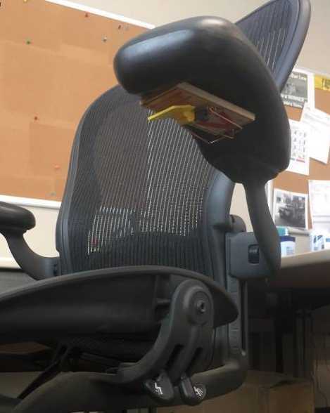 images/gallery/sightgags/ChairTrap.jpg