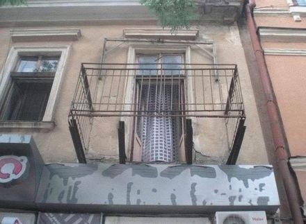 images/gallery/sightgags/ConstructionError1.jpg