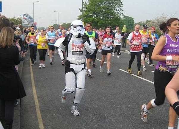 images/gallery/sightgags/DarthJogger.jpg