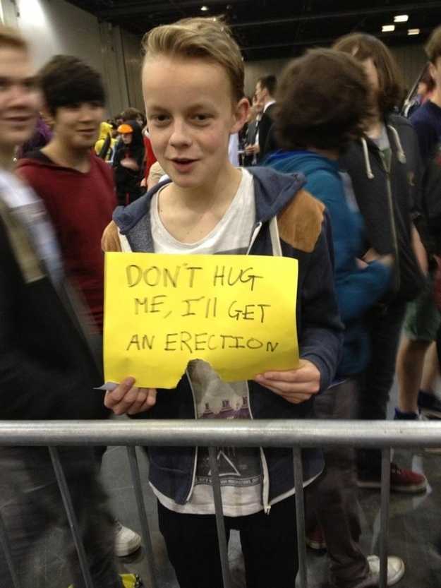 images/gallery/sightgags/DontHugMe.jpg