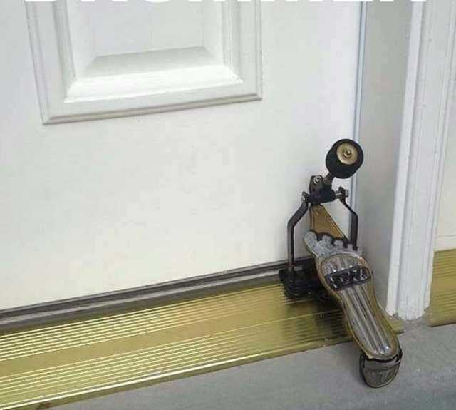 images/gallery/sightgags/DrummersDoorbell.jpg