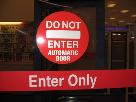 images/gallery/sightgags/EnterDoNotEnter.jpg