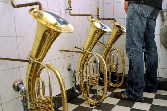 images/gallery/sightgags/EuphoniumUrinals.jpg