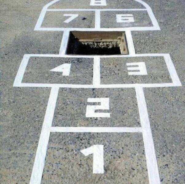 images/gallery/sightgags/EvilHopscotch.jpg