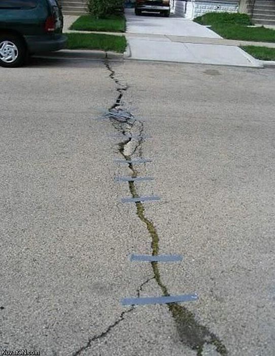 images/gallery/sightgags/FixedCrack.jpg