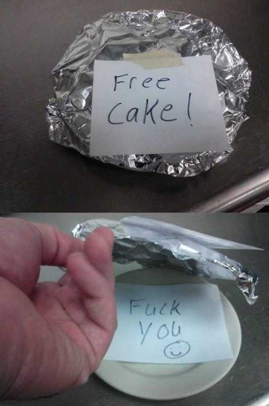 images/gallery/sightgags/FreeCake.jpg