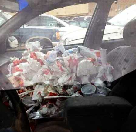 images/gallery/sightgags/GarbagePassenger.jpg