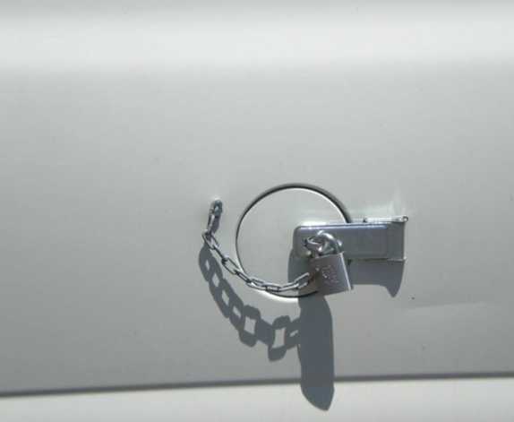 images/gallery/sightgags/GasTankPadlock.jpg