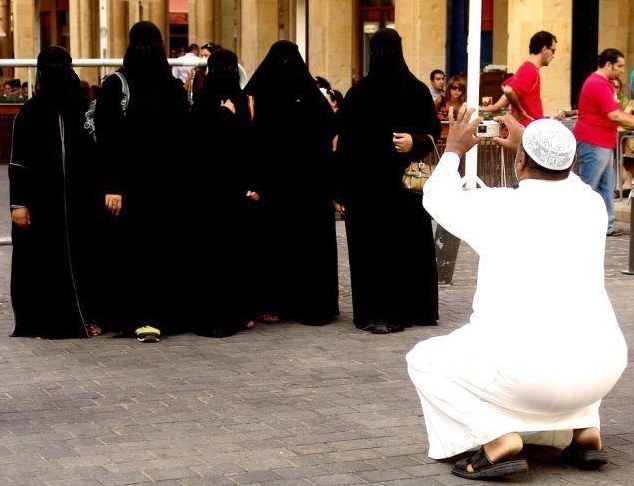 images/gallery/sightgags/GirlsGoneWildKabul.jpg