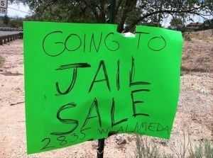 images/gallery/sightgags/GoingToJailSale.jpg