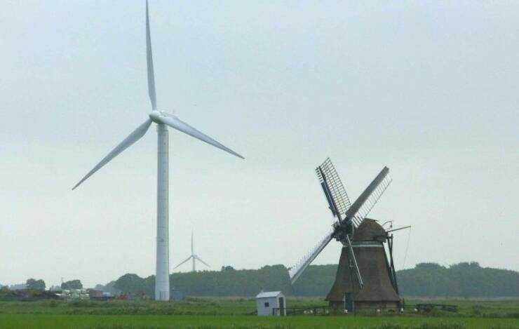 images/gallery/sightgags/GrandpaWindmill.jpg