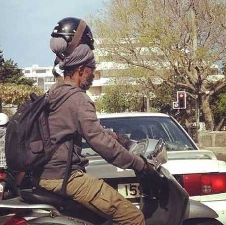 images/gallery/sightgags/HairHelmet.jpg