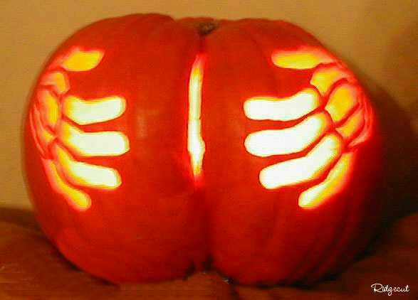 images/gallery/sightgags/HalloweenMoon.jpg