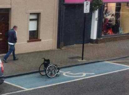 images/gallery/sightgags/HandicappedParking.jpg