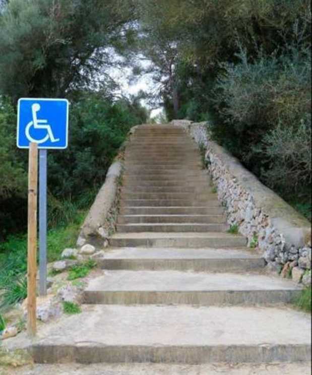 images/gallery/sightgags/HandicappedSteps.jpg