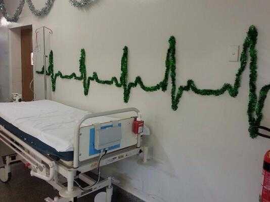 images/gallery/sightgags/HospitalXmas.jpg
