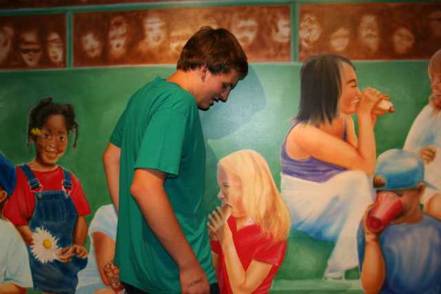 images/gallery/sightgags/HotDogMural.jpg