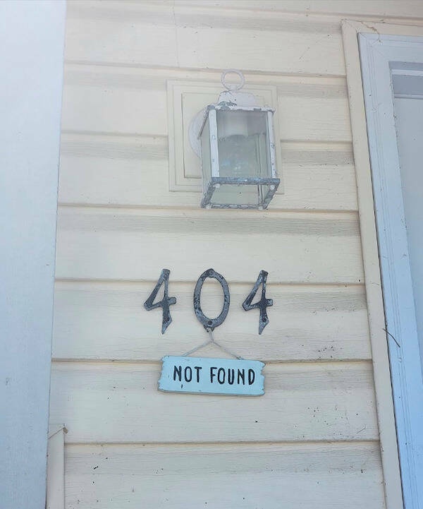images/gallery/sightgags/HouseNotFound.jpg
