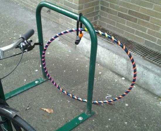 images/gallery/sightgags/HulaHoopLock.jpg