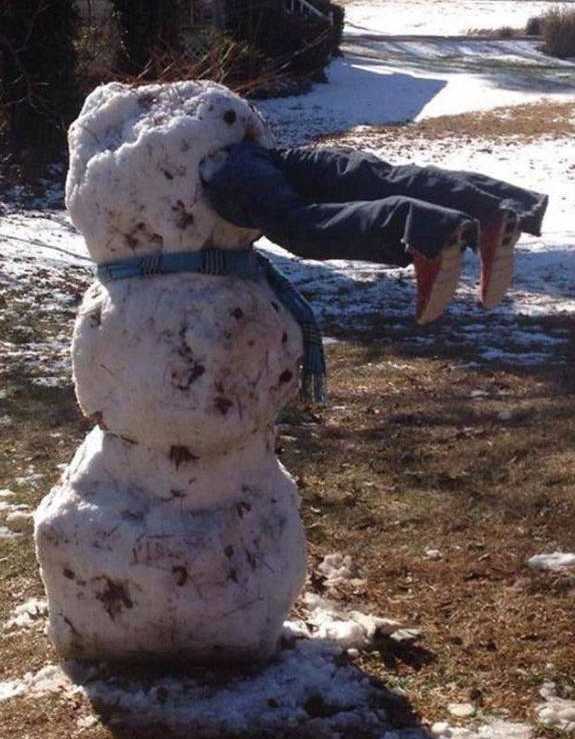 images/gallery/sightgags/HungrySnowman.jpg