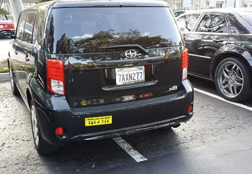 images/gallery/sightgags/IParkLikeAnIdiot.jpg