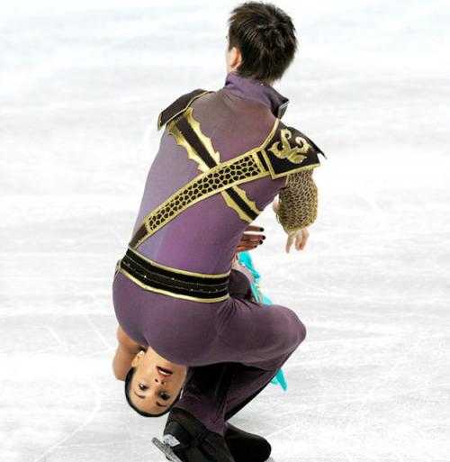 images/gallery/sightgags/IceSkaters.jpg