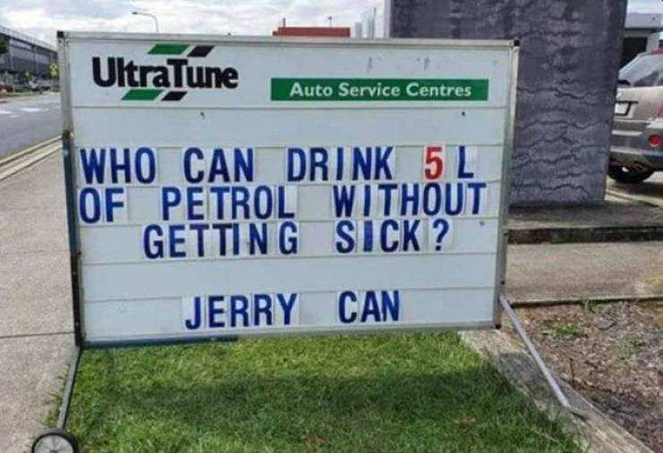 images/gallery/sightgags/JerryCan.jpg