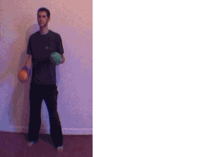 images/gallery/sightgags/JugglingOutOfFrame.gif