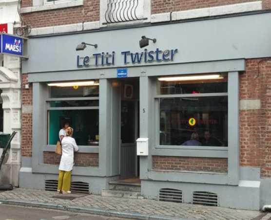 images/gallery/sightgags/LeTitiTwister.jpg
