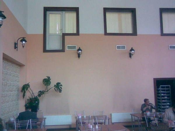 images/gallery/sightgags/LongFirstStep2.jpg