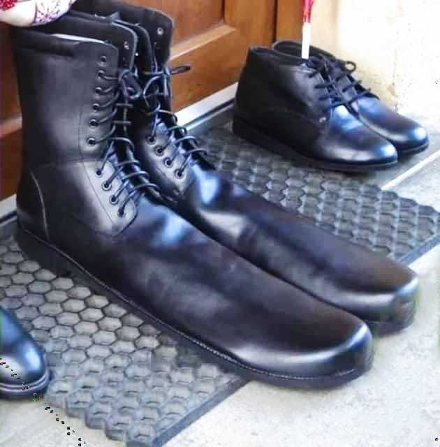 images/gallery/sightgags/LongToes.jpg