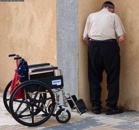 images/gallery/sightgags/Miracle.jpg