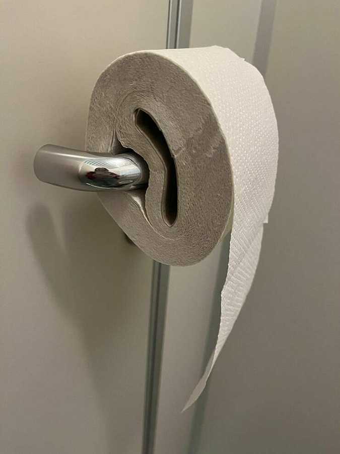 images/gallery/sightgags/MissedRoll.jpg