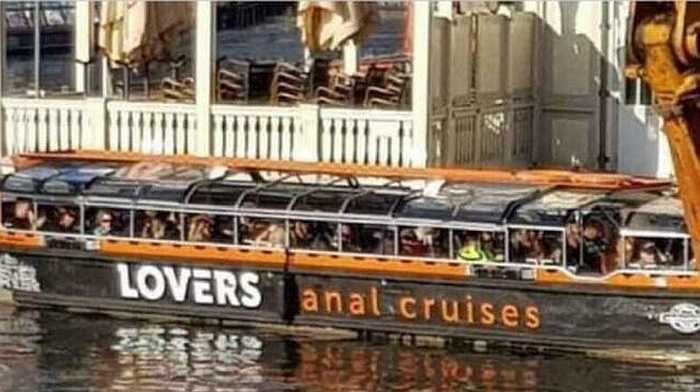 images/gallery/sightgags/MoveThatFender.jpg