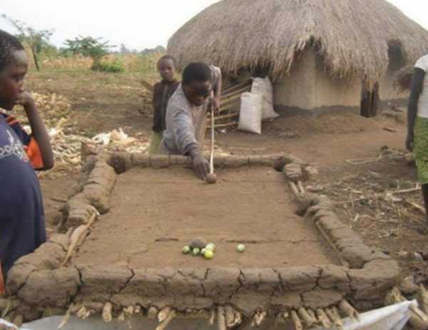 images/gallery/sightgags/MudPoolTable.jpg